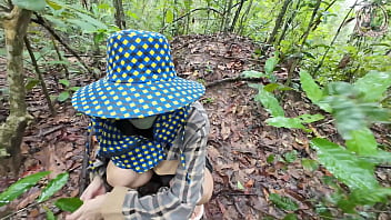 Sensasi Panas Tubuh Gadis Thailand Saat Menggeliat Di Hutan, Suara Erotis Memecah Kesunyian Alam