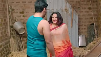 Gadis India Yang Menggoda Di Layar Kaca