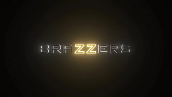 Terjebak Dan Dibagi-bagikan: Codi Vore Dalam Aksi Panas Di Brazzers, Tonton Streaming Penuhnya