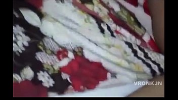 Gadis Desi Yang Menggoda Dan Menggairahkan
