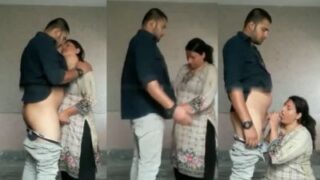 Istri Nakal Memberikan Blowjob Panas Di Luar Ruangan Untuk Kekasih Gelapnya