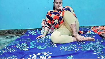 Istri Desi Puja, Digilir Ganas Penis Besar Dan Payudara Montok