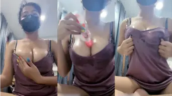 Awwbabyy Remas Payudara Sambil Mengocok Kontol