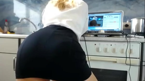 Cewek Genit Ngesek Jari Di Kamera Live