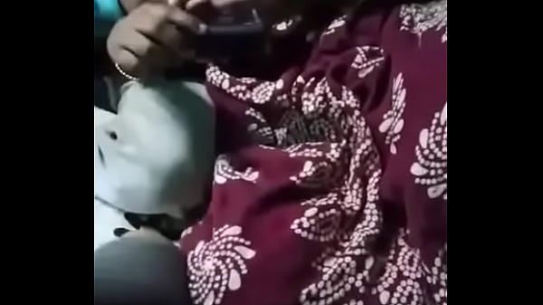 Tiga Serangkai Desi Yang Menggoda Dengan Adanya Cuckold