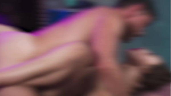 Gadis Pirang Milf Yang Menggoda Mengumbar Nafsu Liar Dengan Adik Ipar Dalam Bercinta Yang Panas Dan Intens