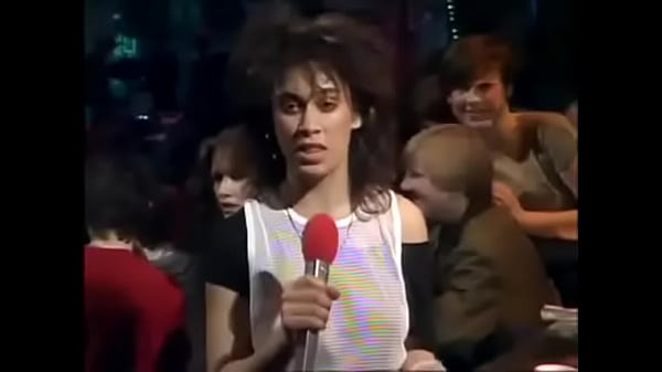 Eurythmics – Goyang Panas Di Panggung 1983