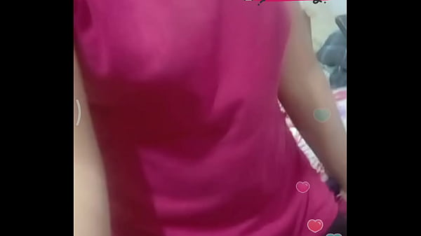 Gadis Bigo Live | Tanpa Bra, Dada Montok Menggoda
