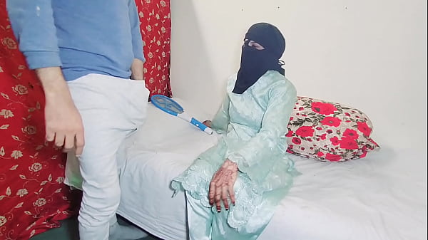 Anal Ganas Doggystyle Dengan Pacar India Berpayudara Besar, Menghajar Pantat Besarnya Pakai Kontol Tebalku Sambil Bergaya Bicara Kotor Bahasa Hindi