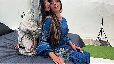 Menggila Bertiga Dengan Dua Arab Montok Berpayudara Besar Dan Memek Sempit – Aaliyah Yasin Dan Jade Presley