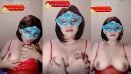 Remas Toket Zoeyy, Bikin Makin Tegang.