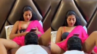 Siya Yang Genit Digelitik Lidah Gigolo Dalam Video Panas India