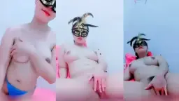 Tontonan Live 102, Bikin Meleleh Saking Panasnya