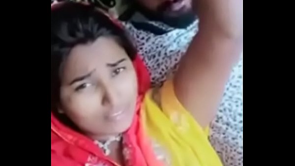 Desi Cewek Seksi Bikin Makin Greget, Paha Mulus Siap Digoyang.