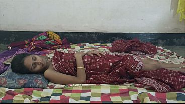 Desi Bhabhi Digawe Tetanggane Sampe Crot-crotan