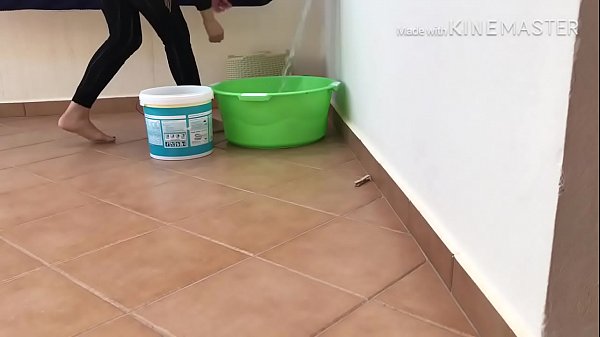 Hijab, Pantat, Kaki — Semua Basah Kena Air Mani.
