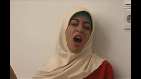 1101689 Cewek Arab Muslim Jilbab, Siap Digoyang Hot Dan Basah
