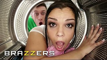 Bokep Terbaru – Adegan Macet Liar Berujung Ngentot Panas, Kumpulan Bintang Bokep Papan Atas Brazzers