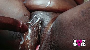 2 Kontol Besar Ngegenjot Pantat Gendut Tebal Nyokap Tiri Hitam