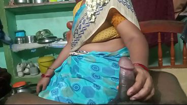 Desahan Panas Ibu Tiri Dan Anak Tiri Di Pelosok Desa, Rekaman Liar Penuh Nafsu.