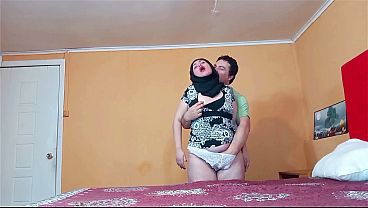 Wanita Berhijab Digocok Dari Belakang Gaya Doggy