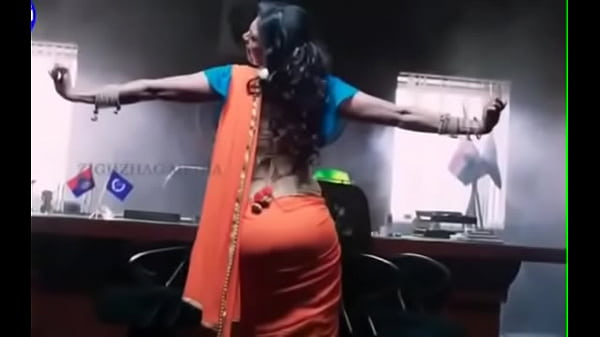 Desi Pantat Montok Dibungkus Saree, Bikin Liur Netes