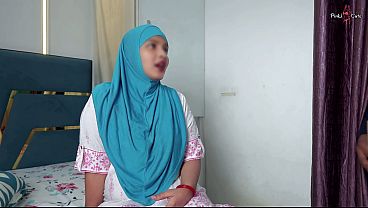 Blinkit Kurir Gendong, Cukur Bulu Memek Bini Hijab, Lalu Ngentot Brutal Sampai Mampus.