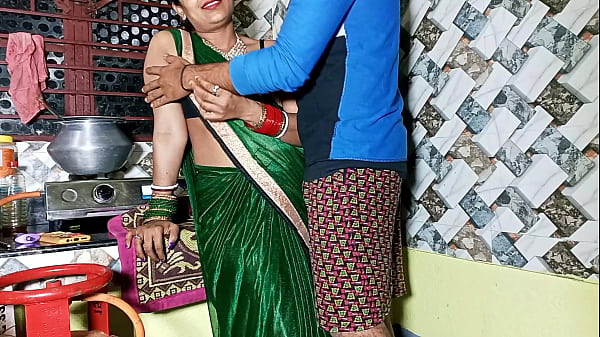 Bhabhiji Daba Ke Chodi Jab Ghar Mein Akela Tha, Kitchen Mein Kaam Karte Hue!
