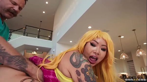Mau Ngentot Sama Connie Perignon & Kimmy Kimm? Masuk Situs Resmi Brazzers, Pake Kode Xvpromo Biar Dapet Diskon!
