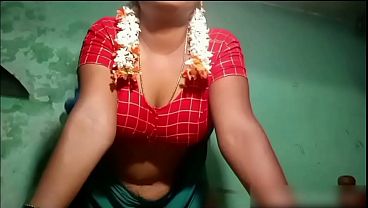 Guru India Yang Seksi, Crotnya Bikin Basah