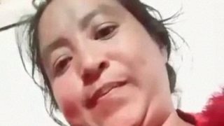 Cewek Desi Ngeselin, Nunjukin Yoni Basah Di Video Chut