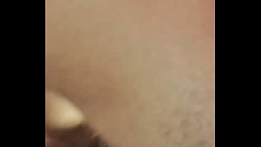 سعودي يستمتع يشوف مرته تتناك قدامه وهو يتفرج على سكس عربي نار، دياثة سعودية جامدة