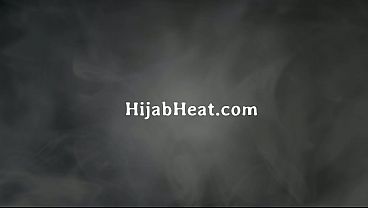 Gadis Jilbab Super Ketat Digilir Habis-habisan Di Kantor Sama Bos-bos